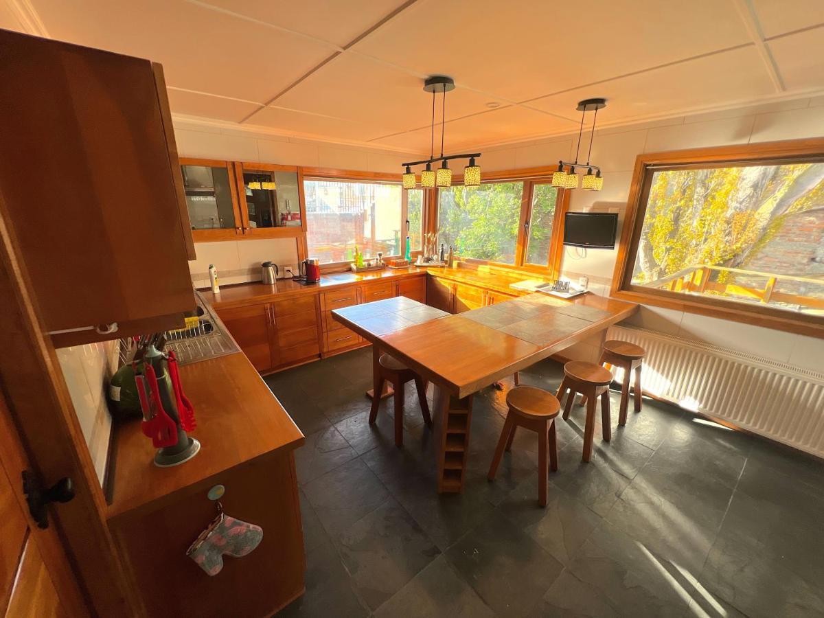 Appartamento Incredible Downtown Duplex With Interior Backyard Punta Arenas Esterno foto