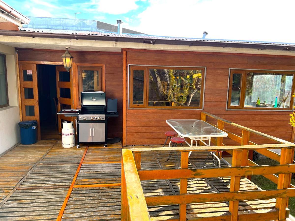 Appartamento Incredible Downtown Duplex With Interior Backyard Punta Arenas Esterno foto