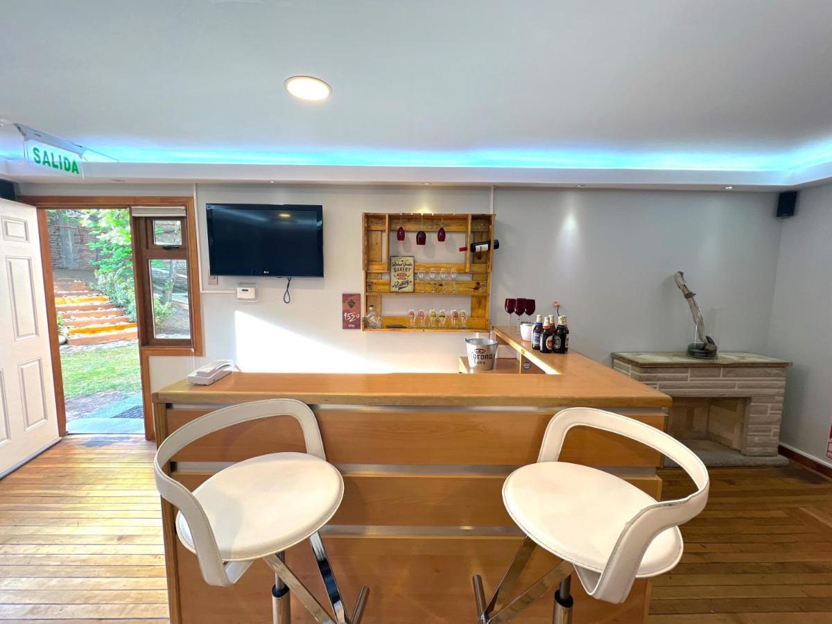 Appartamento Incredible Downtown Duplex With Interior Backyard Punta Arenas Esterno foto