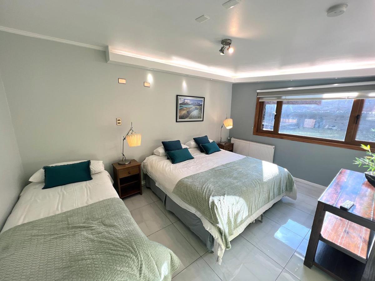 Appartamento Incredible Downtown Duplex With Interior Backyard Punta Arenas Esterno foto
